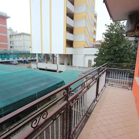 Graziano Apartament *